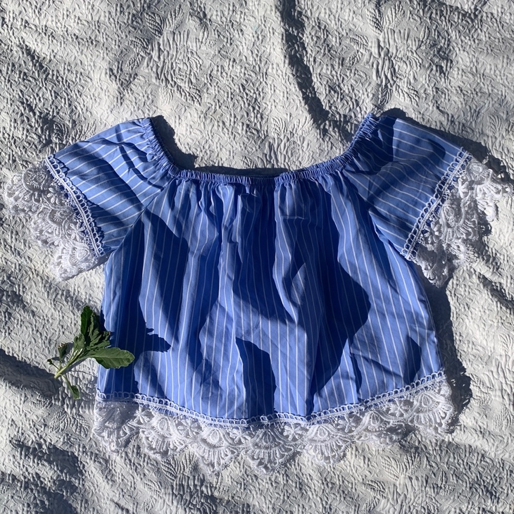 Blue and white stripped top